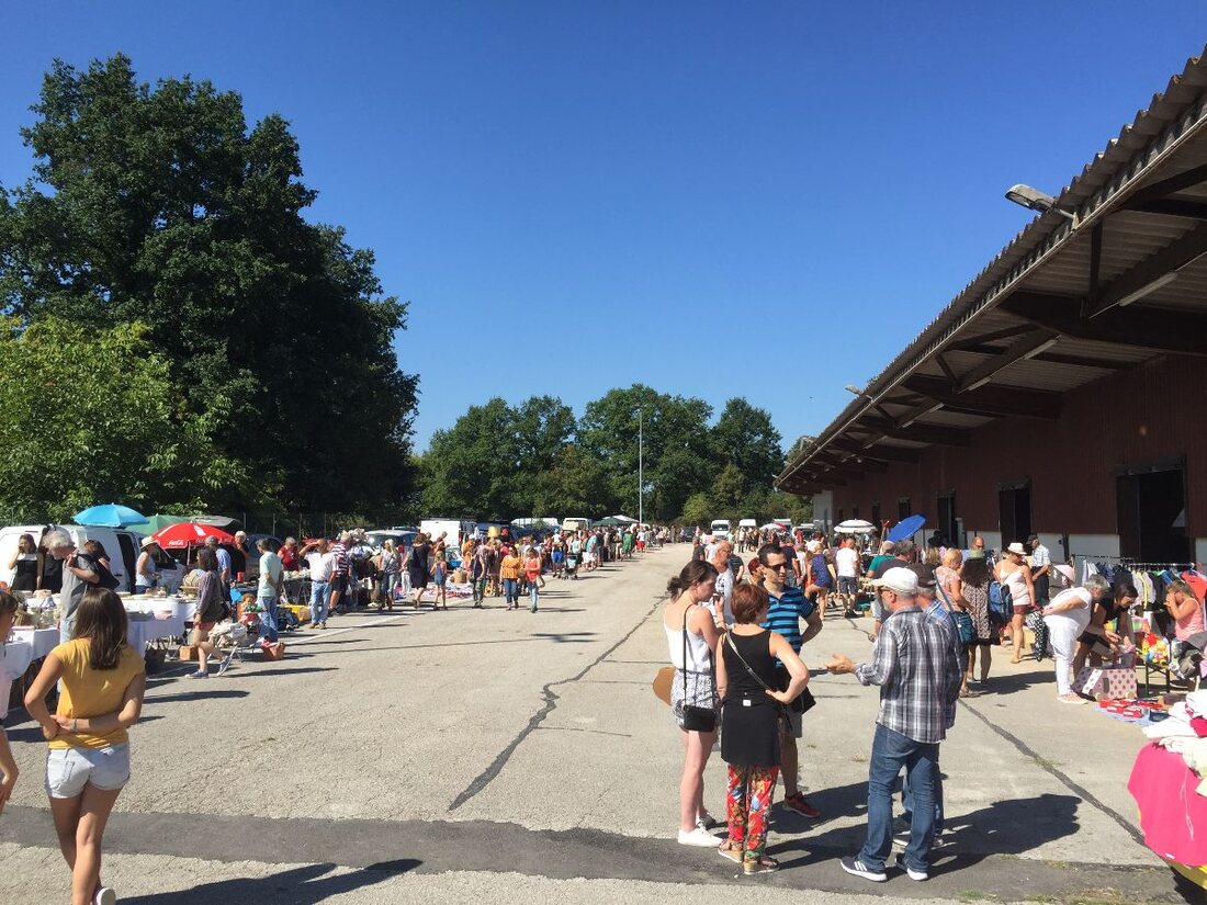Vide-grenier markt in Frankrijk