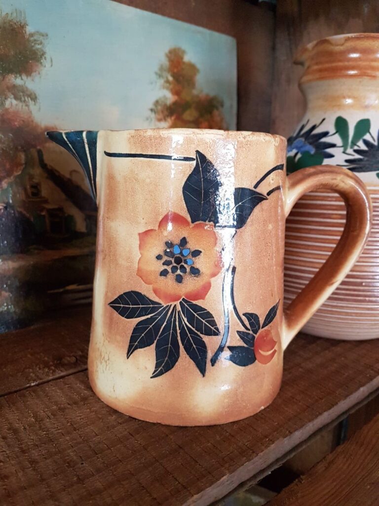 Waterkan gebloemd